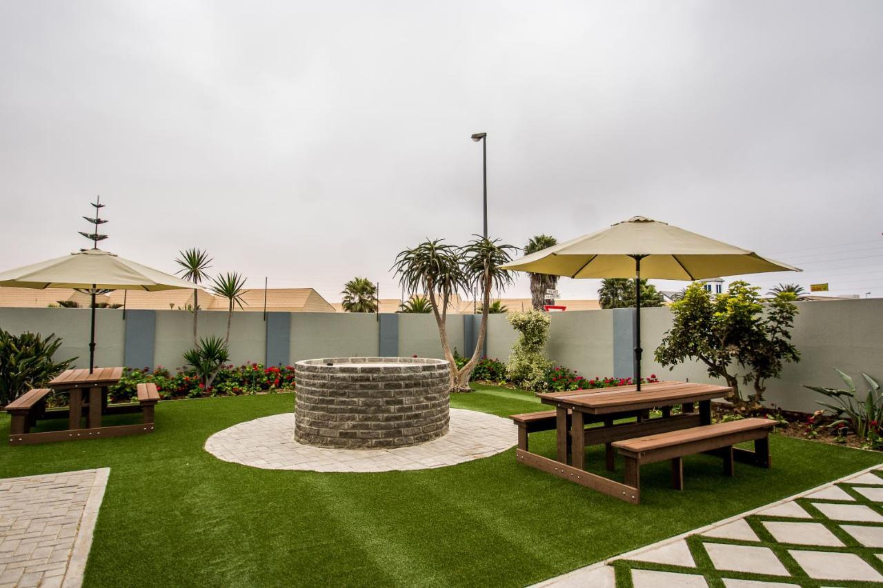 Sea View Bliss Guesthouse With Self Catering Swakopmund Extérieur photo