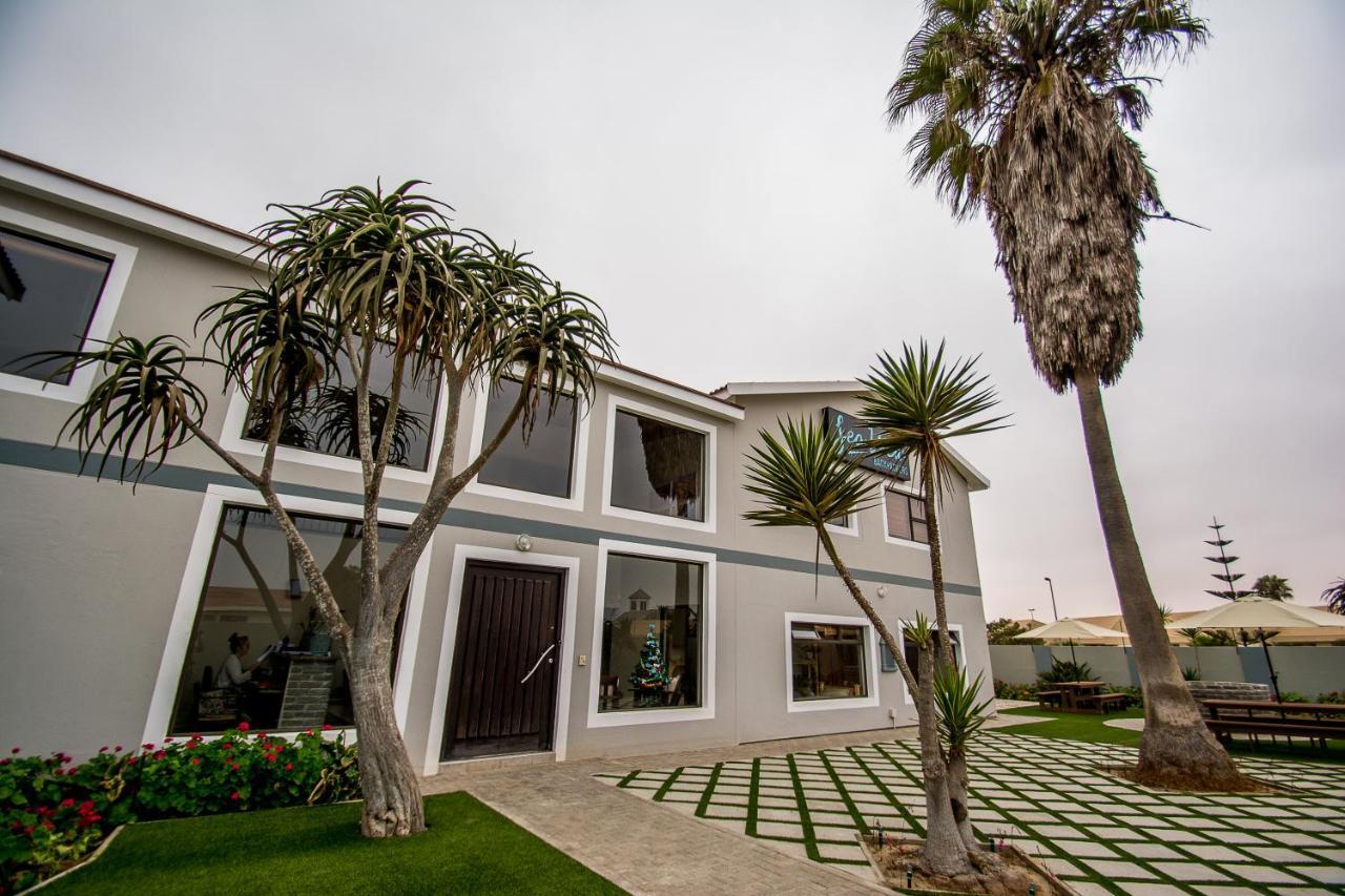 Sea View Bliss Guesthouse With Self Catering Swakopmund Extérieur photo