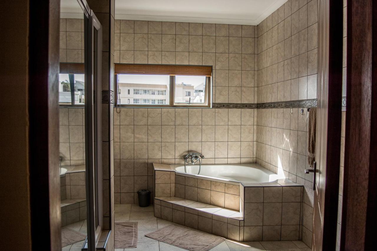 Sea View Bliss Guesthouse With Self Catering Swakopmund Extérieur photo
